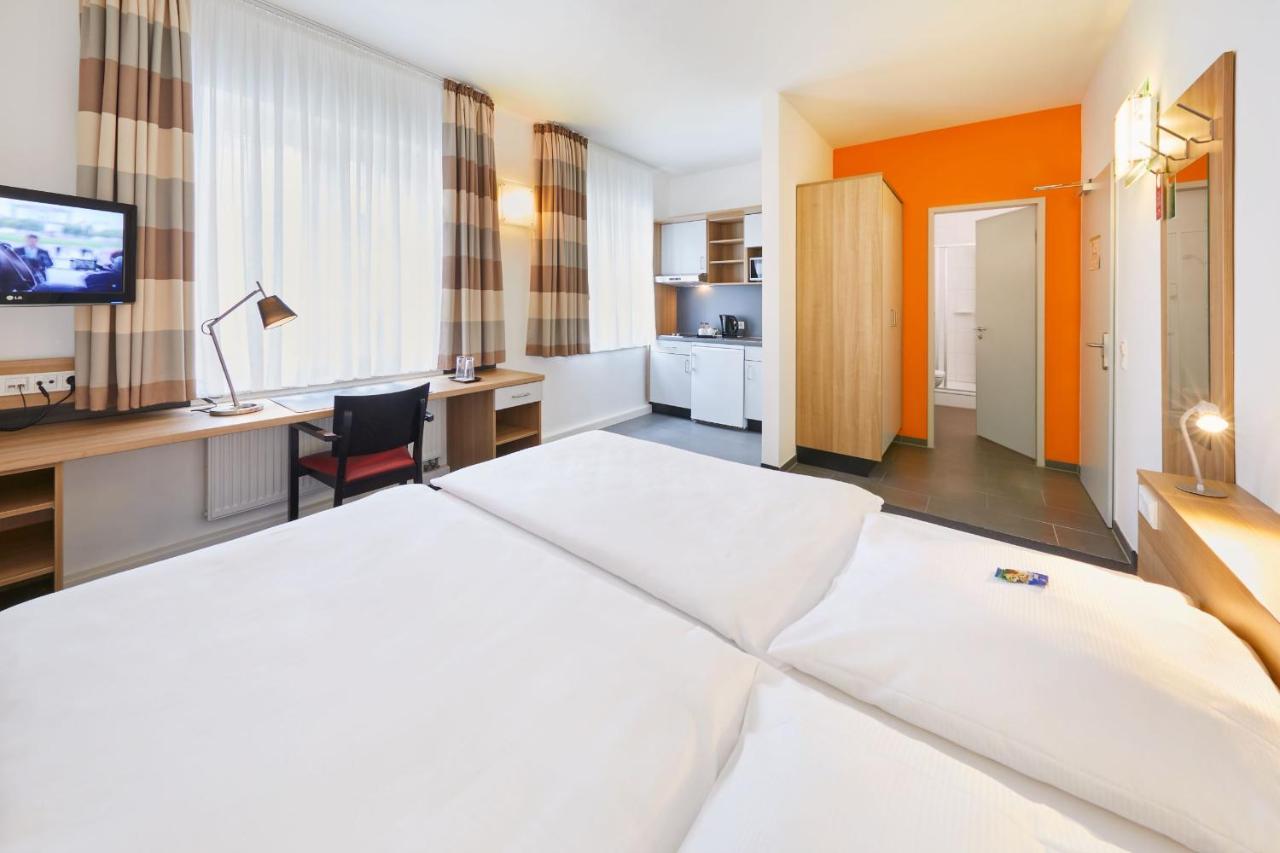 Townhouse Duesseldorf Aparthotel Exterior photo