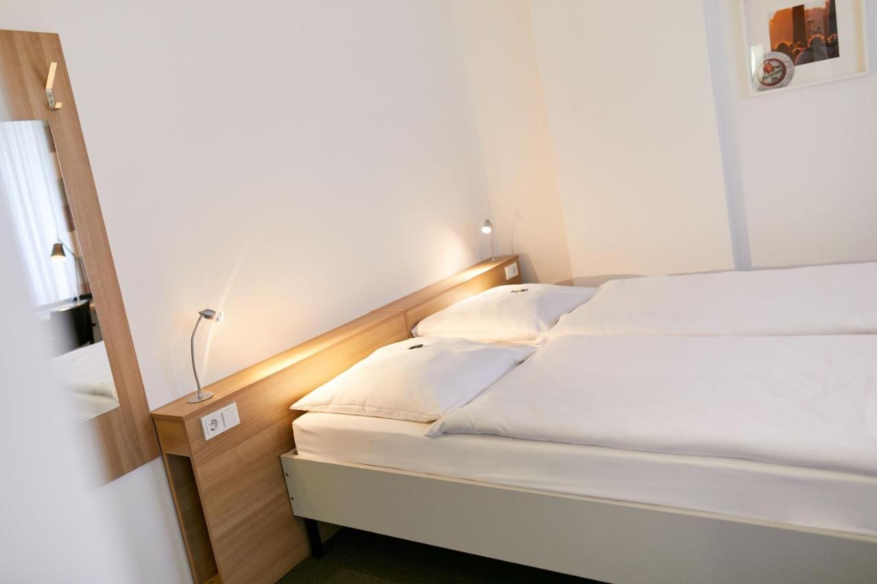 Townhouse Duesseldorf Aparthotel Exterior photo