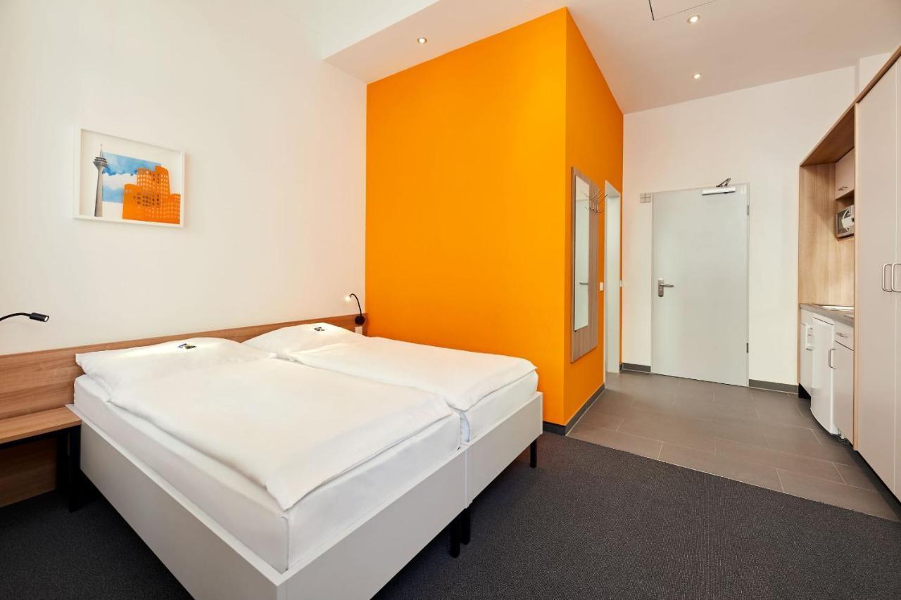 Townhouse Duesseldorf Aparthotel Exterior photo