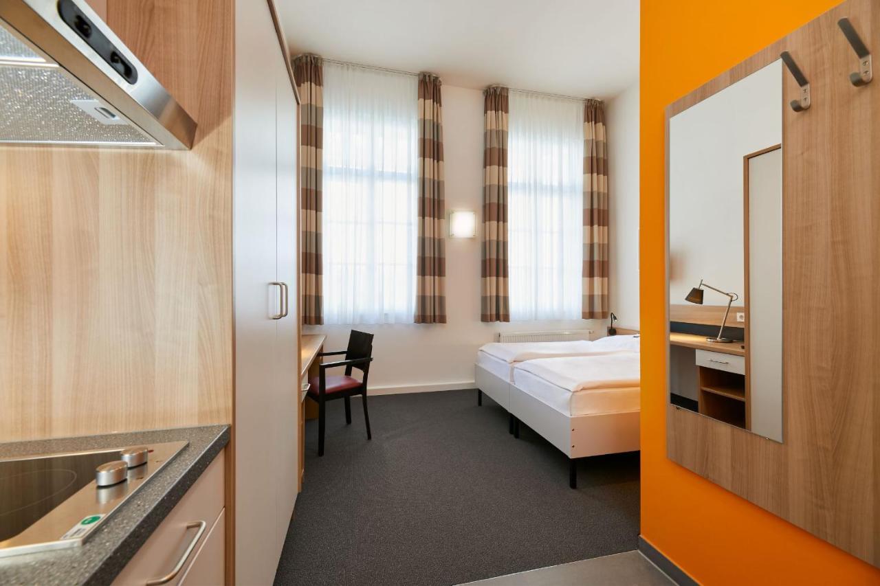 Townhouse Duesseldorf Aparthotel Exterior photo